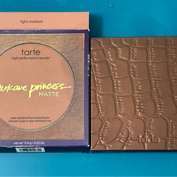 Tarte Park Ave Princess Matte Bronzer - Light-Medium - Picture 2 of 4